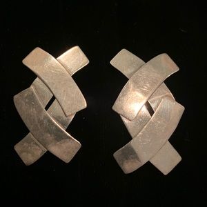 Sterling silver “kisses” pierced earrings